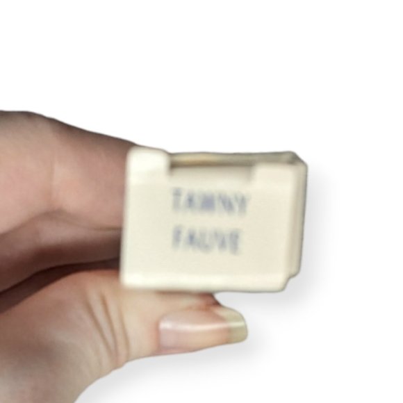 Avon Glimmersticks Brow Definer in Tawny NWT - Picture 3 of 6